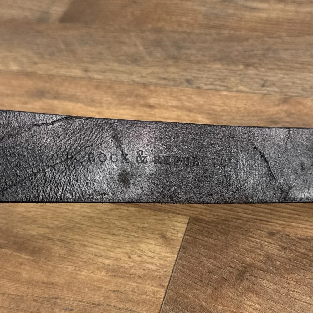 Rock & Republic Leather Belt Logo Rivet Buckle‎ Black Mens 44 Handcrafted